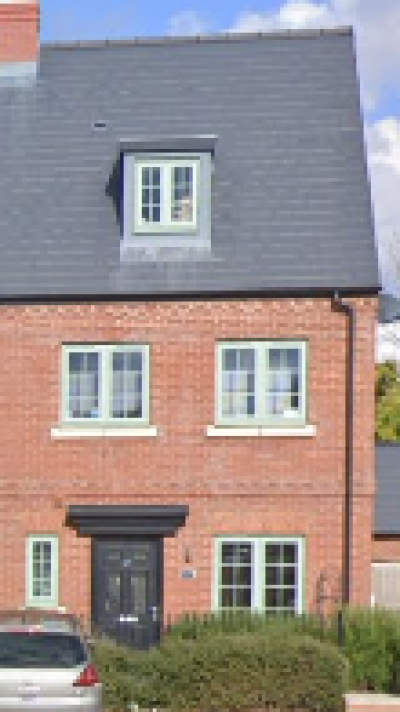 4 bedrooms house in Brampton Park